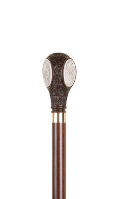 Acanthus Wildlife Moulded Top Stick
